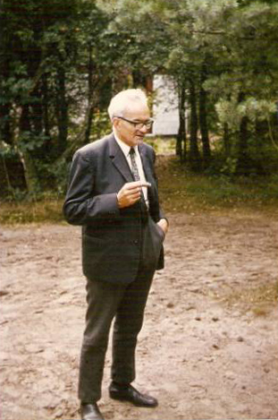 Pieter 1903. Foto in 2007 gekregen van zijn kleinzoon Rene Eric Arjan 1977.